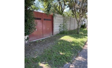 Propiedad ubicada en la esquina de Blandengues y Sayos - Monte