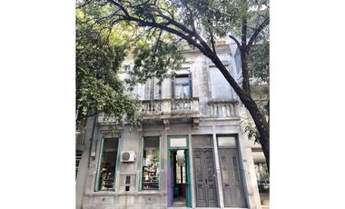 Alvear 574 Planta Alta - Casa 3 dormitorios para Reciclar - Venta