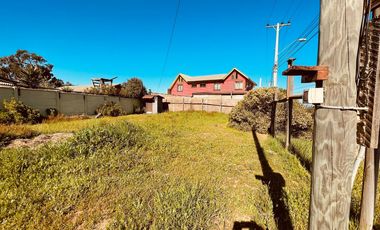Buen terreno con potencial comercial, en plena avenida. Cesion de derechos inscrita en CBR