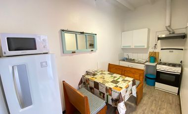 Excelente Oportunidad de Inversión, Hospedería en El Quisco centro