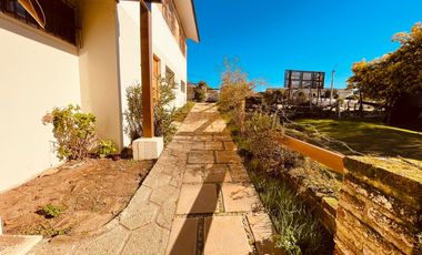 Casa centrica en Algarrobo