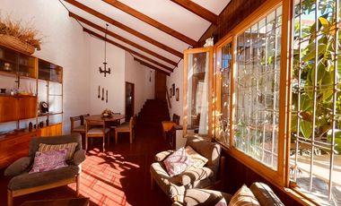 Casa centrica en Algarrobo