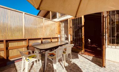 Casa centrica en Algarrobo