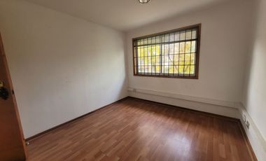 Casa en Venta Oficina / Comercial / Habitacional