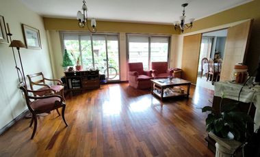 9 de Julio 134 piso 2 - Departamento 3 dormitorios - Cochera - Venta