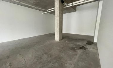 ARRIENDO Local Comercial 193,72 m2 Nivel Calle  Vitacura