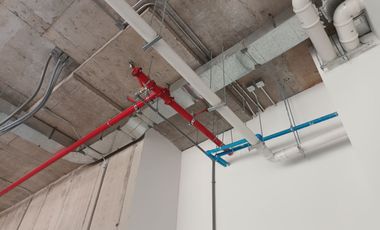 ARRIENDO Local Comercial 193,72 m2 Nivel Calle  Vitacura