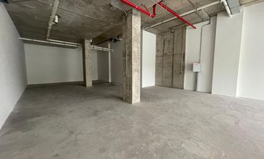 ARRIENDO Local Comercial 193,72 m2 Nivel Calle  y 119,58 m2 Subt. Vitacura