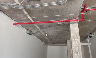 ARRIENDO Local Comercial 193,72 m2 Nivel Calle  y 119,58 m2 Subt. Vitacura