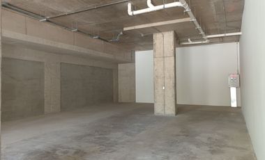 ARRIENDO Local Comercial, 217,54 m2 Nivel Calle + 196,91 m2 Subt. Vitacura