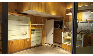 ARRIENDO Local Comercial 105,18 m2, Strip Center, Recoleta