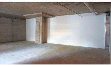 ARRIENDO Local Comercial, 196,91 m2 Subterráneo. Vitacura