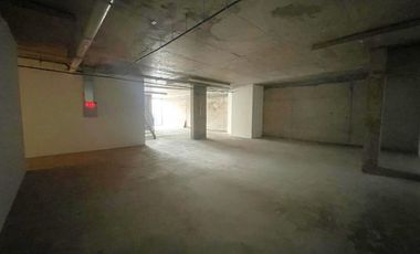 ARRIENDO Local Comercial, 196,91 m2 Subterráneo. Vitacura