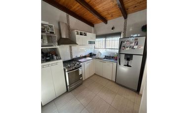 El Chajá 2100, 3 casa en 1  - Barrio Solares