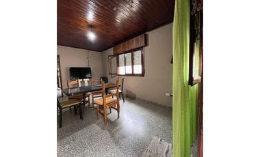 Propiedad ubicada en calle Sebastián de la Calle al 1500