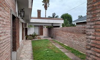 VENDE CASA EN PEREZ