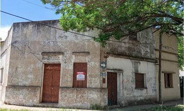 OPORTUNIDAD ESQUINA A RECICLAR TELEFONOS DE CONTACTO 0341430----, 341328---- GUSTAVO O ALEJANDRO