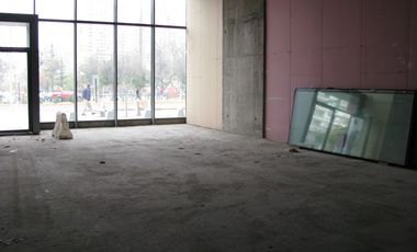 Local Comercial, 149,36 m2 + 27,63 m2 de Altillo, Metro Irarrázaval, Ñuñoa