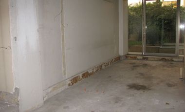 ARRIENDO Local comercial  511,81 m2 + 125,94 m2 de Oficina - Metro El Golf