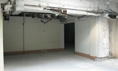 ARRIENDO Local comercial  511,81 m2 + 125,94 m2 de Oficina - Metro El Golf