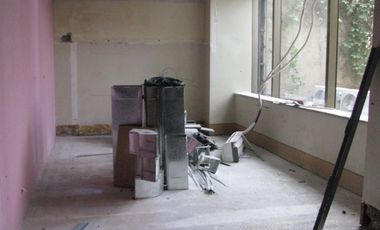 ARRIENDO Local comercial  511,81 m2 + 125,94 m2 de Oficina - Metro El Golf