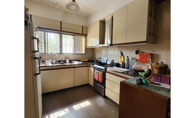 HERMOSA CASA DE DOS PLANTAS - CATEGORÍA PREMIUM