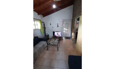 VENTA CASA 2 DORMITORIOS BARRIO TANGO