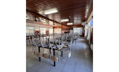 Importante Salón de Fiestas + Pileta  + Lote -- Monte