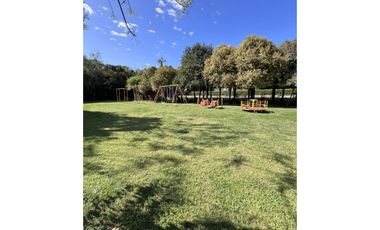 Importante Salón de Fiestas + Pileta  + Lote -- Monte