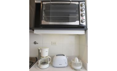 Plaza San Martìn, M.T.de Alvear 500, pisos 22 y 23, 6 amb, 230m2, u$s 4,200 + luz + gas. (TEMPORARIO 3 MESES MIN)