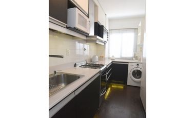 Plaza San Martìn, M.T.de Alvear 500, pisos 22 y 23, 6 amb, 230m2, u$s 4,200 + luz + gas. (TEMPORARIO 3 MESES MIN)