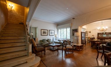 Urquiza 1469 - Casa Ideal Instituciones - Venta