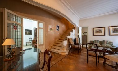 Urquiza 1469 - Casa Ideal Instituciones - Venta