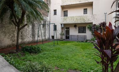 Urquiza 1469 - Casa Ideal Instituciones - Venta