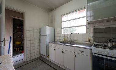 Urquiza 1469 - Casa Ideal Instituciones - Venta