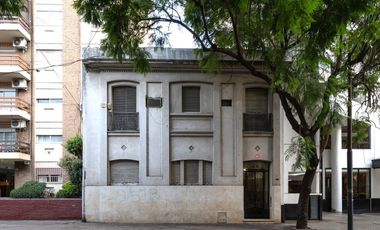 Urquiza 1469 - Casa Ideal Instituciones - Venta