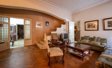 Urquiza 1469 - Casa Ideal Instituciones - Venta