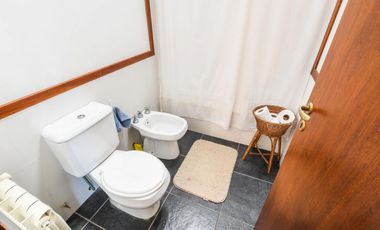 VENTA CASA COUNTRY LOS ALAMOS. 3 DORMITORIOS . ESCRITORIO . PISCINA. LOTE 1600 M2 . EXCELENTE ENTORNO. SEGURIDAD