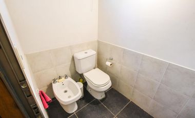 VENTA CASA COUNTRY LOS ALAMOS. 3 DORMITORIOS . ESCRITORIO . PISCINA. LOTE 1600 M2 . EXCELENTE ENTORNO. SEGURIDAD