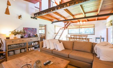 VENTA CASA COUNTRY LOS ALAMOS. 3 DORMITORIOS . ESCRITORIO . PISCINA. LOTE 1600 M2 . EXCELENTE ENTORNO. SEGURIDAD