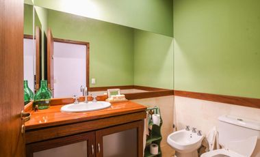 VENTA CASA COUNTRY LOS ALAMOS. 3 DORMITORIOS . ESCRITORIO . PISCINA. LOTE 1600 M2 . EXCELENTE ENTORNO. SEGURIDAD