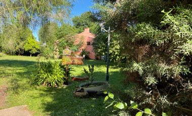 Propiedad ubicada en Barrio Los Pinos - Calle La Paz al 100