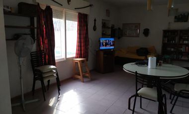 Propiedad ubicada en Barrio Los Pinos - Calle La Paz al 100