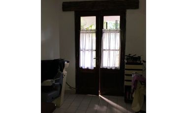 Propiedad ubicada en calle Picaflor al 80 - Barrio Los Pinos