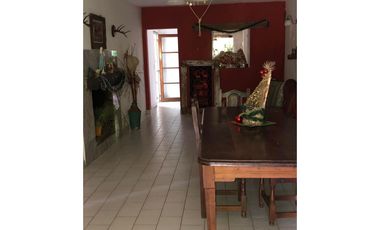 Propiedad ubicada en calle Picaflor al 80 - Barrio Los Pinos