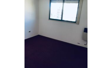 Dos dormitorios. Entorno Pellegrini. Ventilación Cruzada.