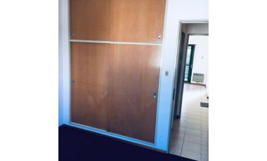 Dos dormitorios. Entorno Pellegrini. Ventilación Cruzada.