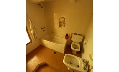 VENDE CASA EN CORONEL ARNOLD