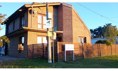 VENDE CASA EN CORONEL ARNOLD