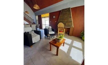 VENDE CASA EN CORONEL ARNOLD